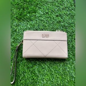 Guess Wallet